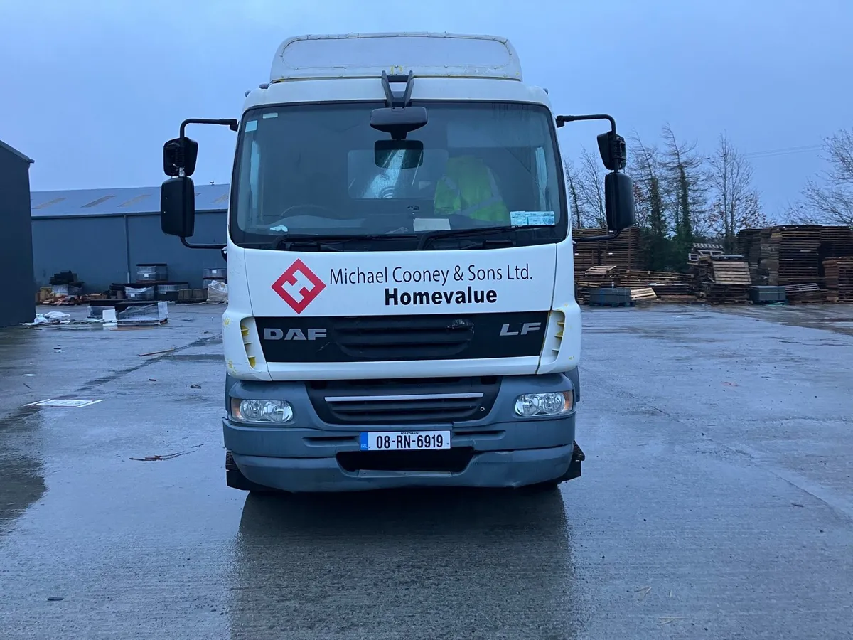Daf 18T LF - Image 1