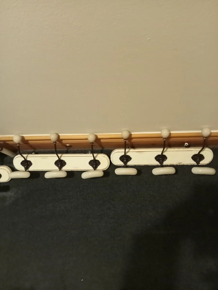 3 coat hangers - Image 1
