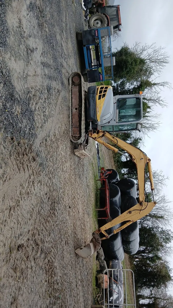 New holland kobelco - Image 4