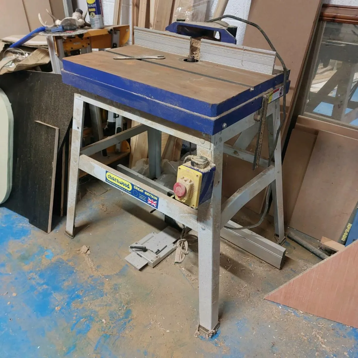 Router table and router - Image 2