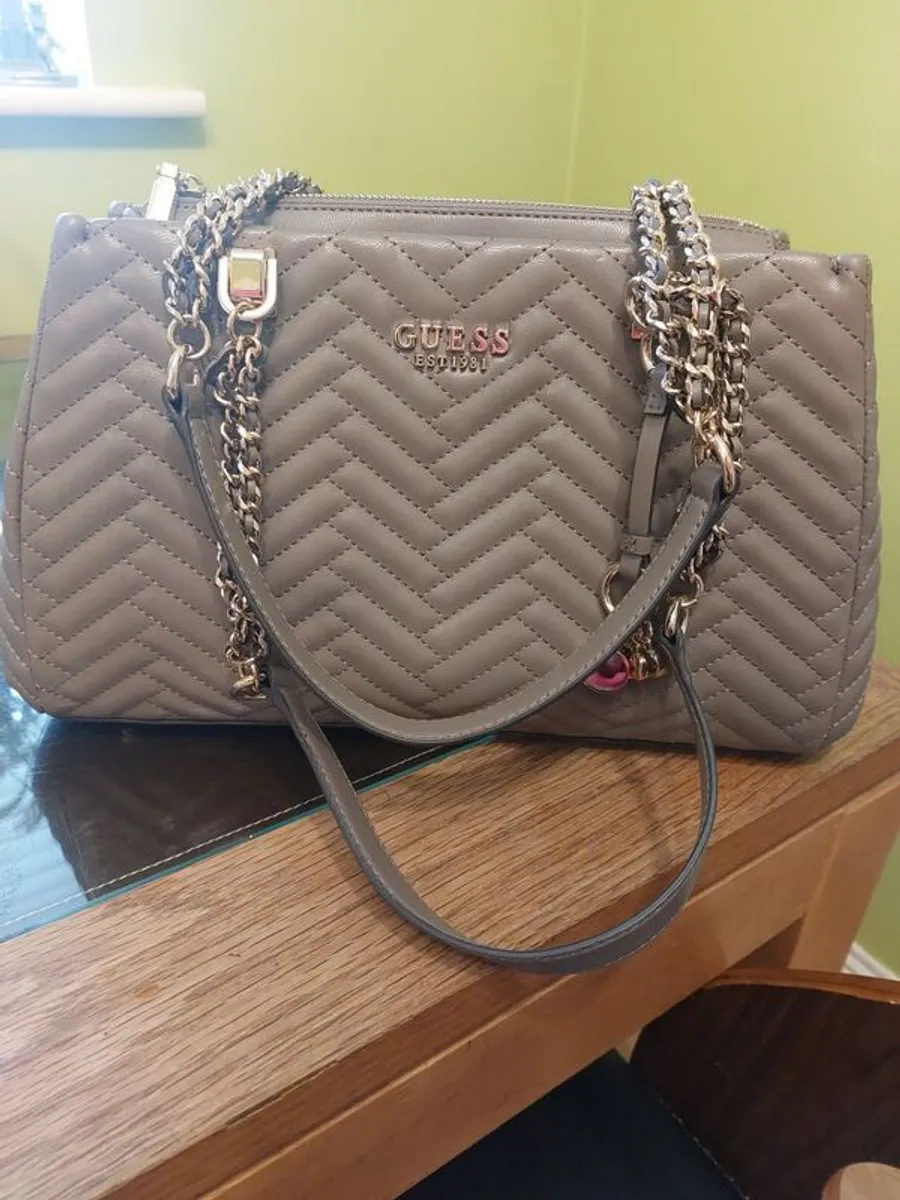 Guess Shoulder bag - Image 1
