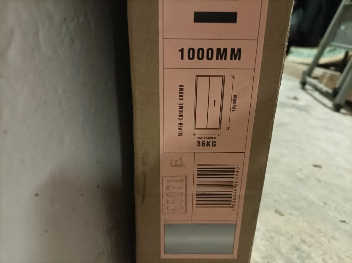 shower door - Image 2