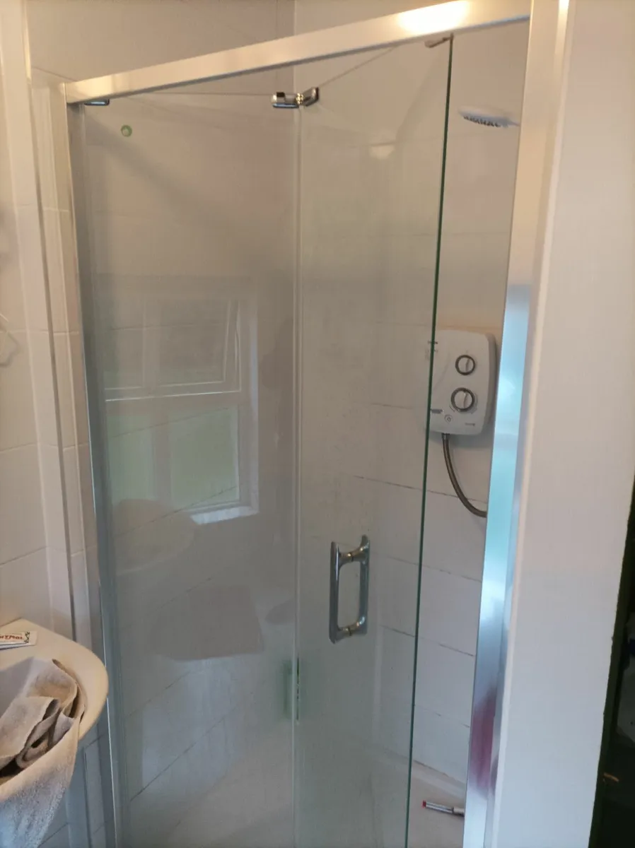 shower door - Image 3