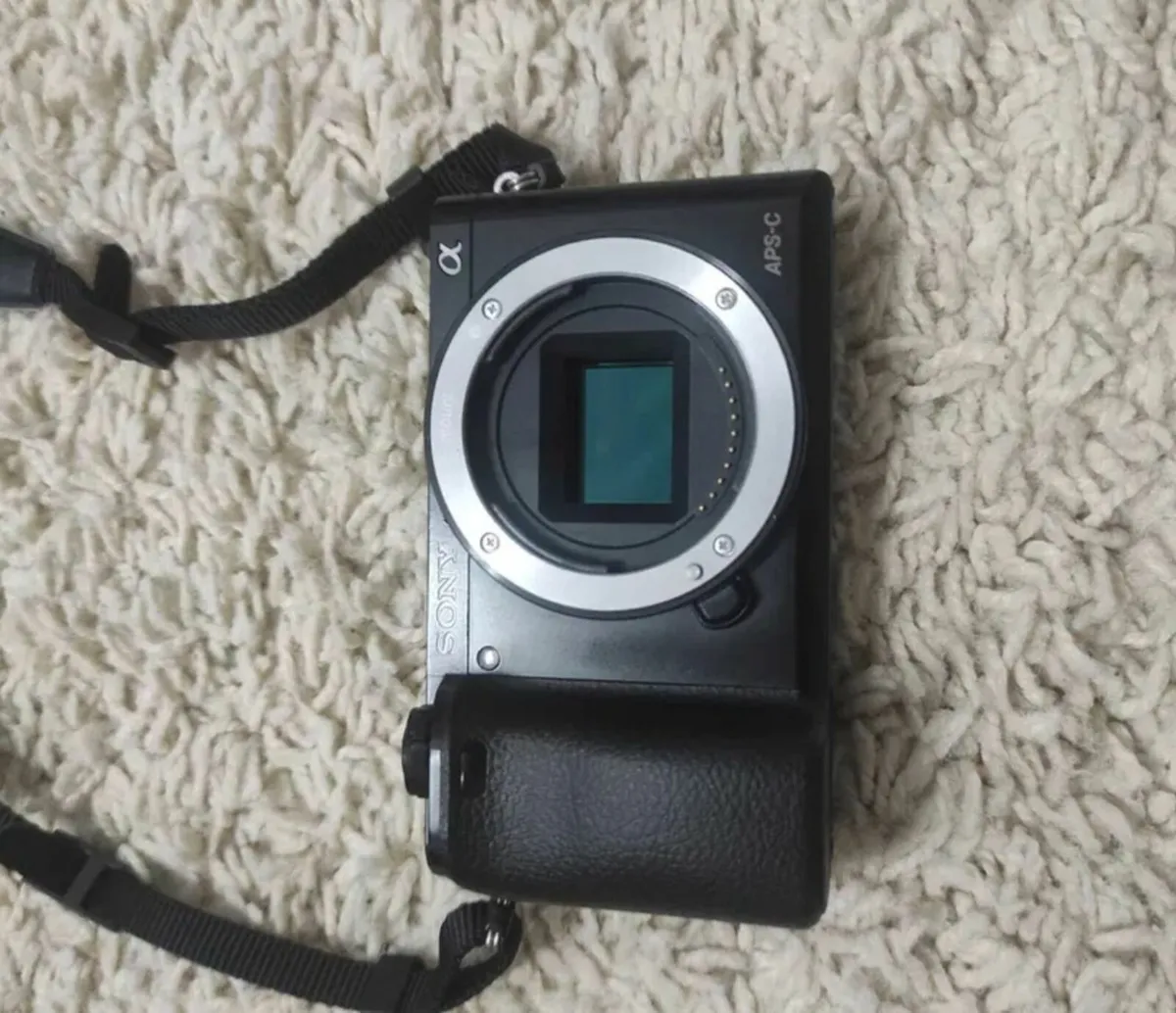 Sony A6000 case - Image 2