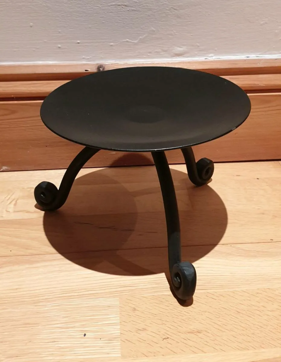 Wrought Iron Candle Holder 3 legged - Image 1