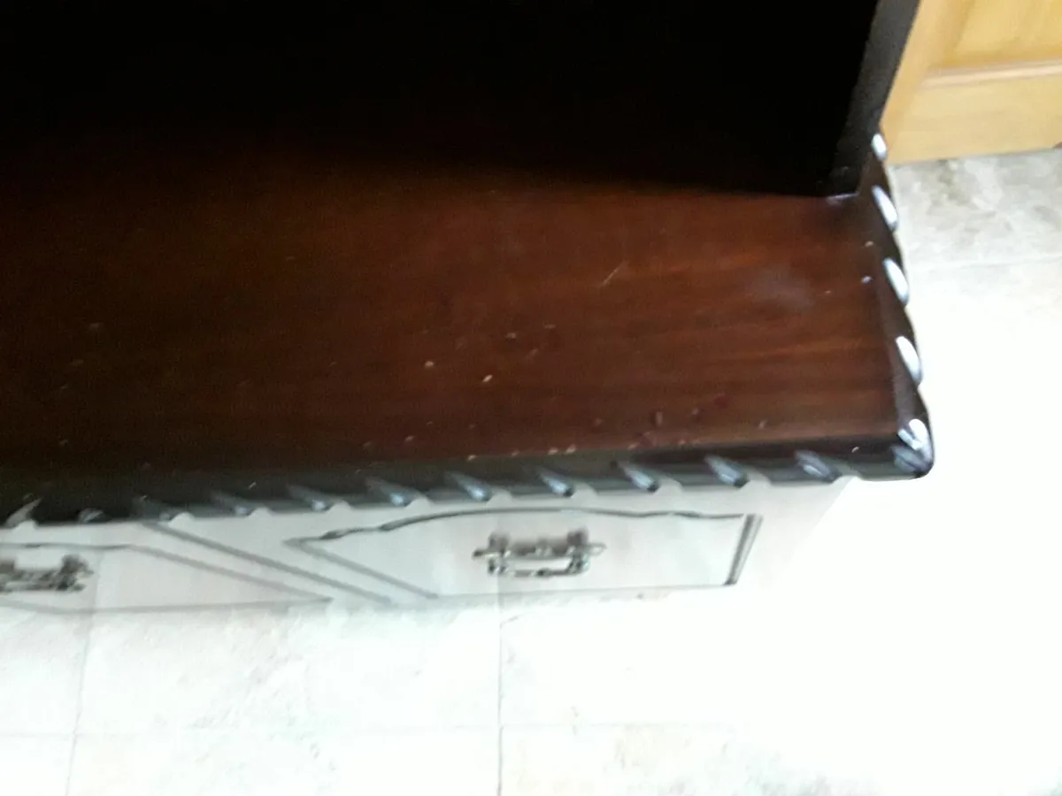 Nice mahogany unit comes into two parts - Image 2