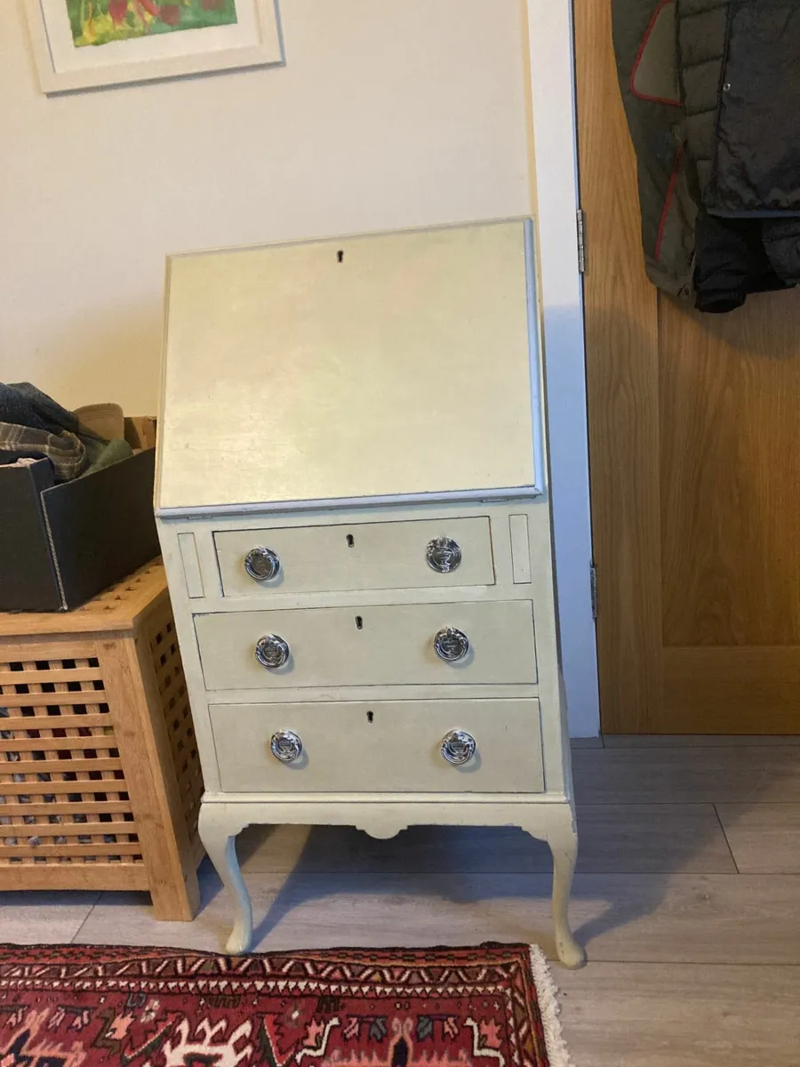 Writing desk - Image 1