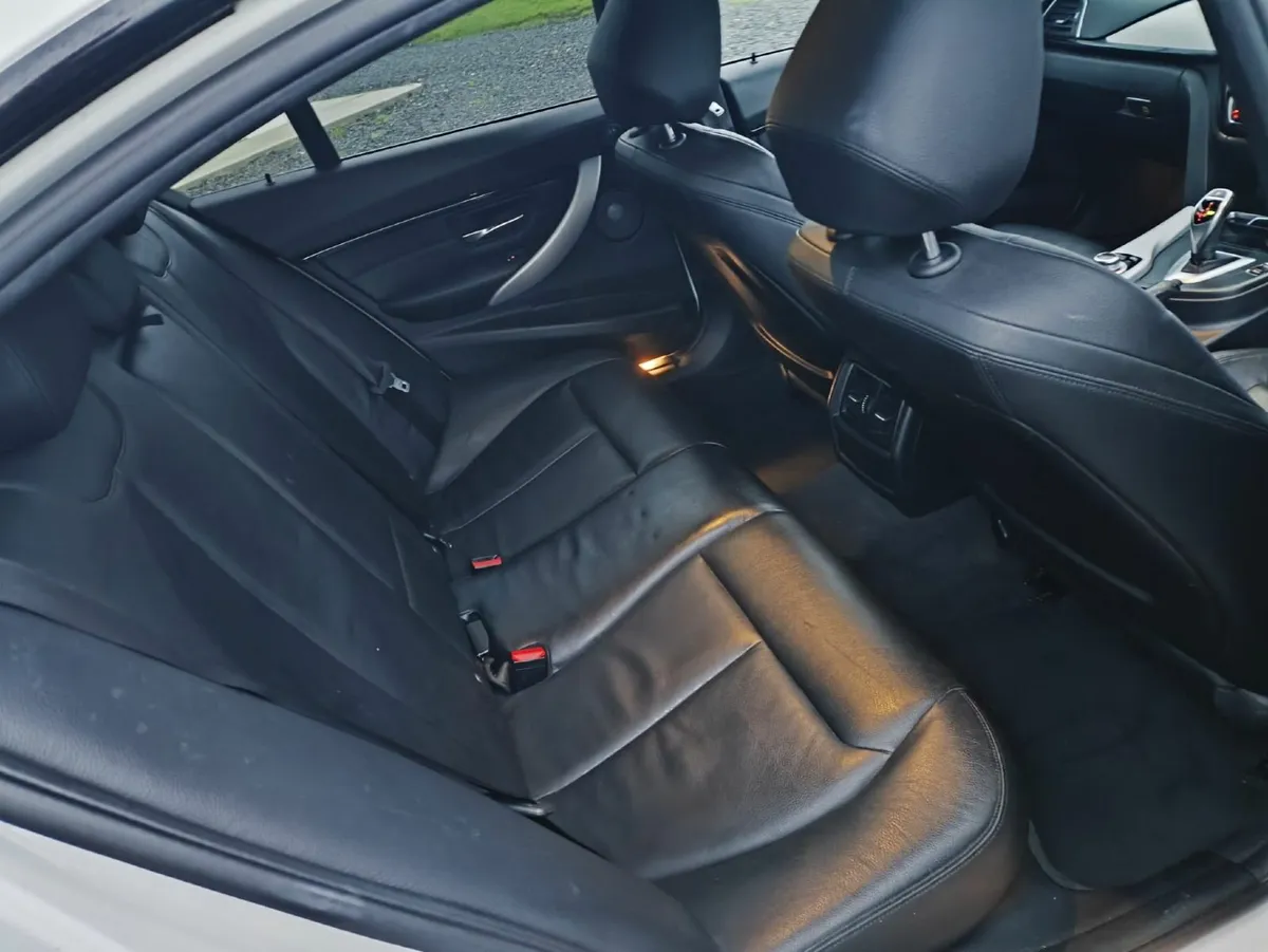 2017 BMW 320D M-Sport - Image 2