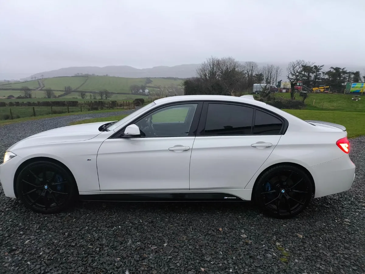 2017 BMW 320D M-Sport - Image 4