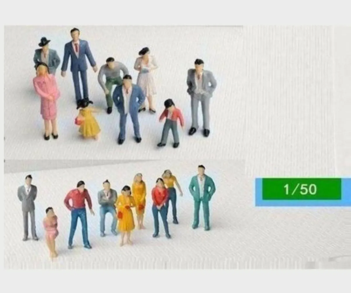 Miniature 1;50 Scale Figures x 12, Free Post - Image 1