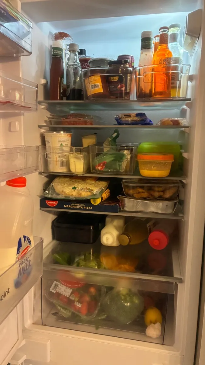 Integrated Hotpoint Fridge Freezer - Image 2