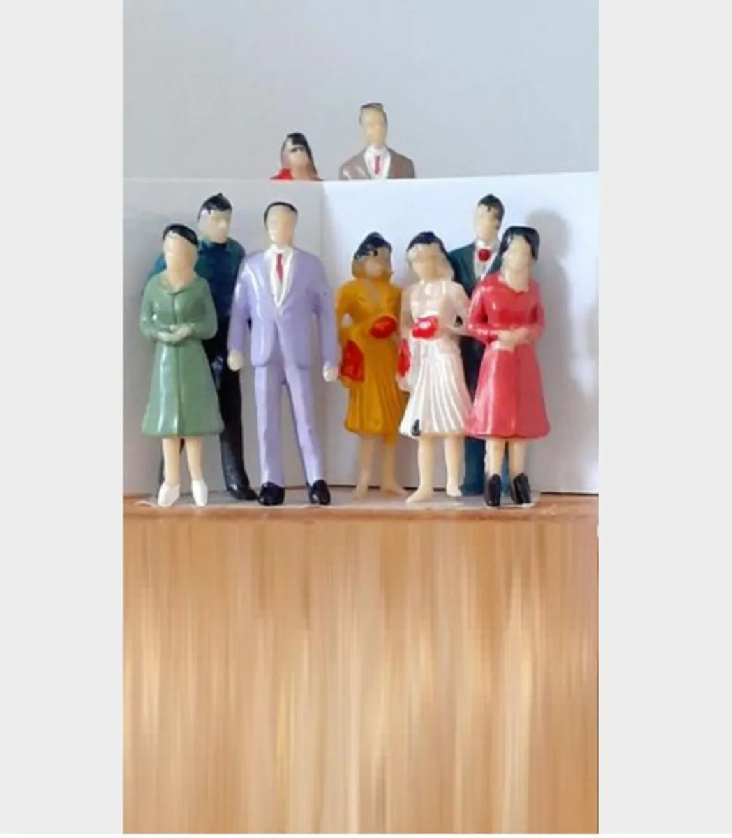 Miniature 1;50 Scale Figures x 12, Free Post - Image 3