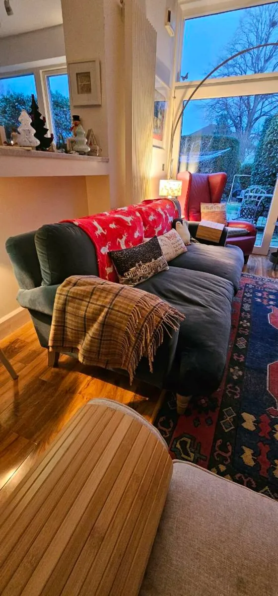 Loaf three seater sofa - Image 3