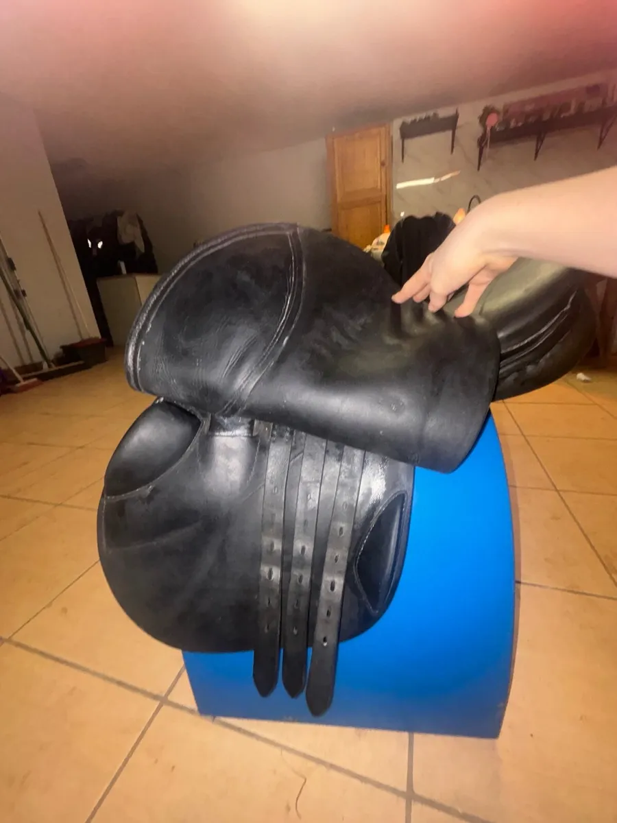 Horse saddle - Image 2