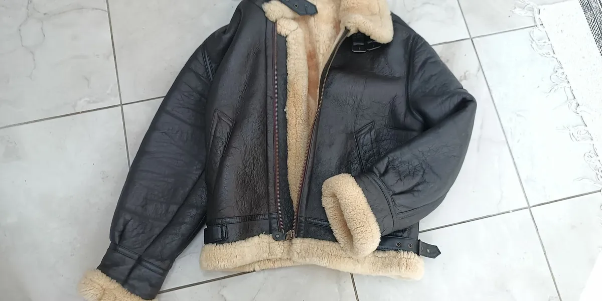 Sheepskin  Shearling Jacket Mens Size L B-3 pilot - Image 1