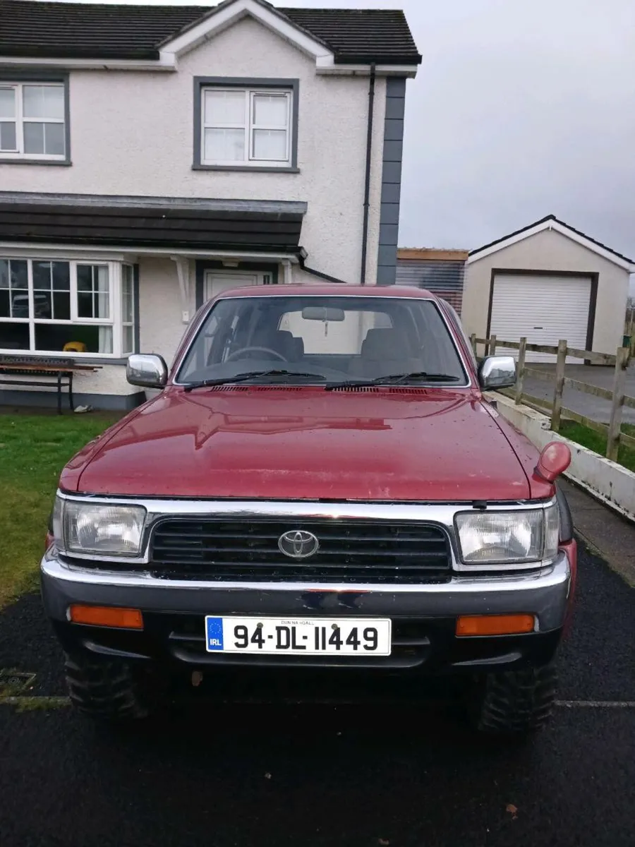 1994 toyota hilux surf - Image 2