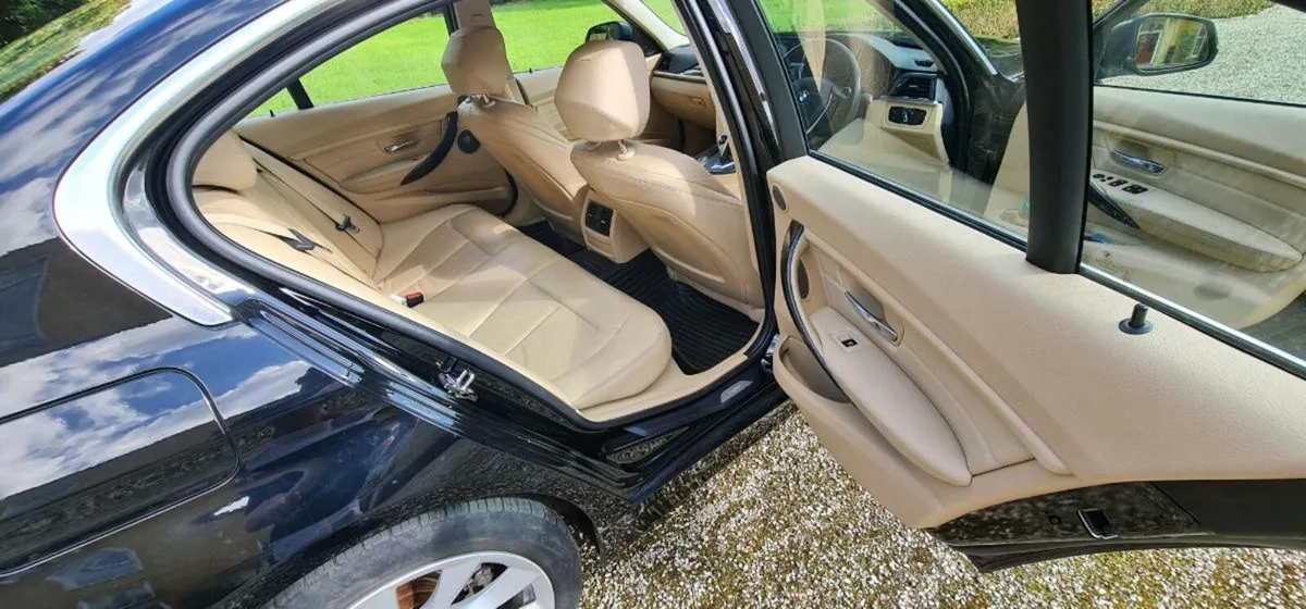 BMW 320d 2012 Luxury - Image 4