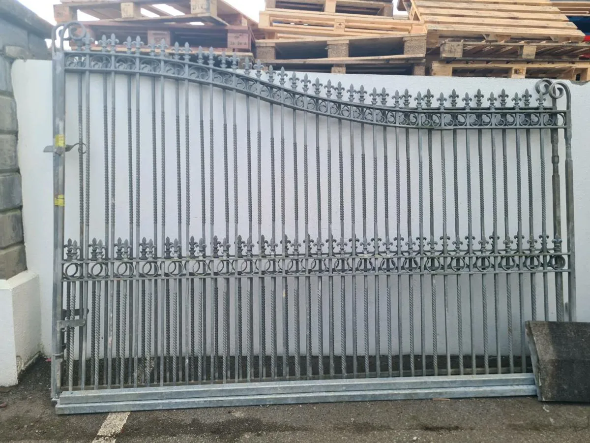 Gates 20 ft opening - Image 2