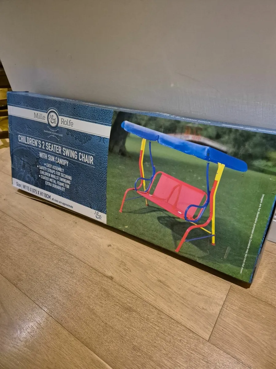 Childrens toy swing chair - Image 1