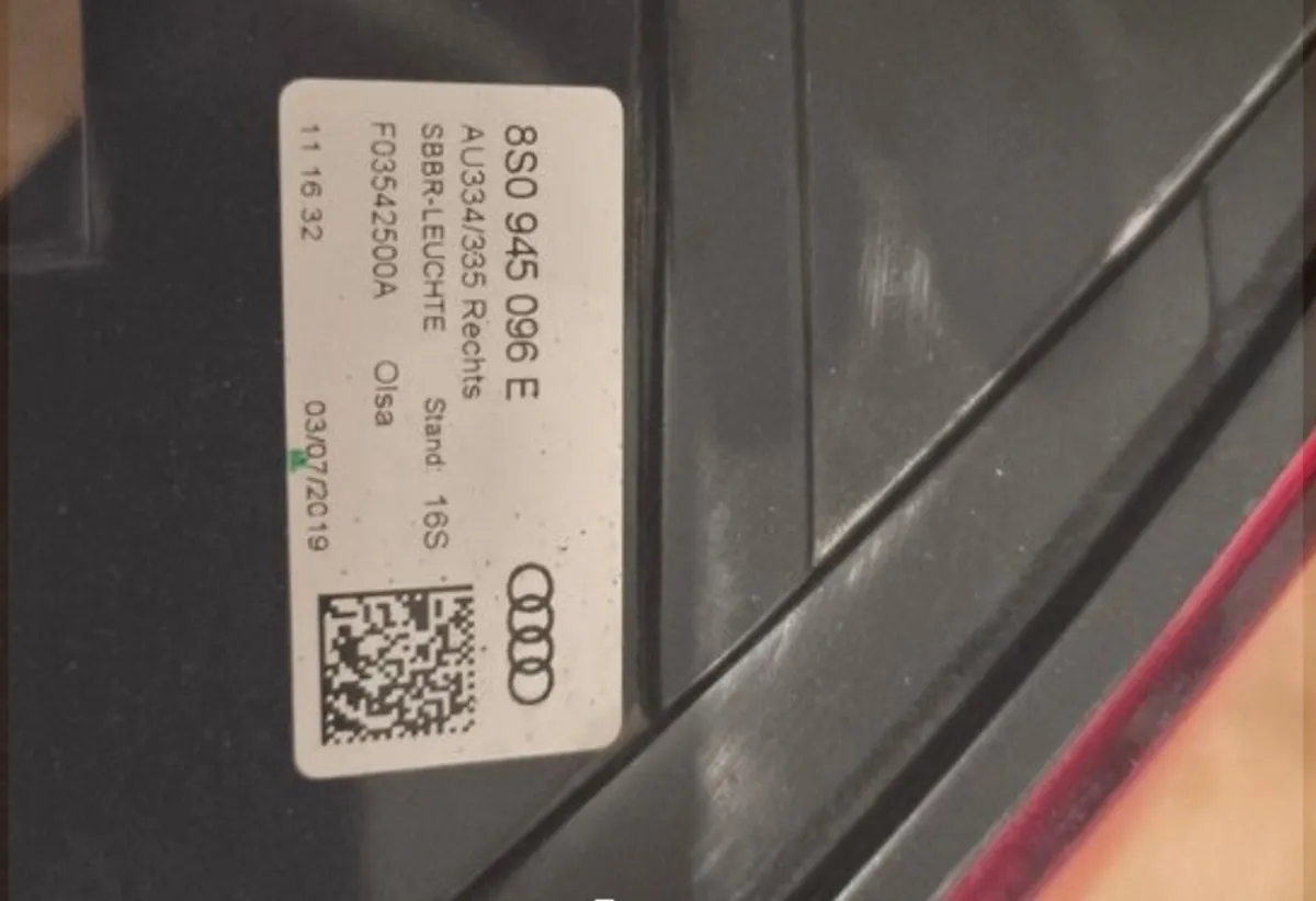 Audi TT MK3 REAR LEFT & RIGHT REAR LIGHTS - Image 4