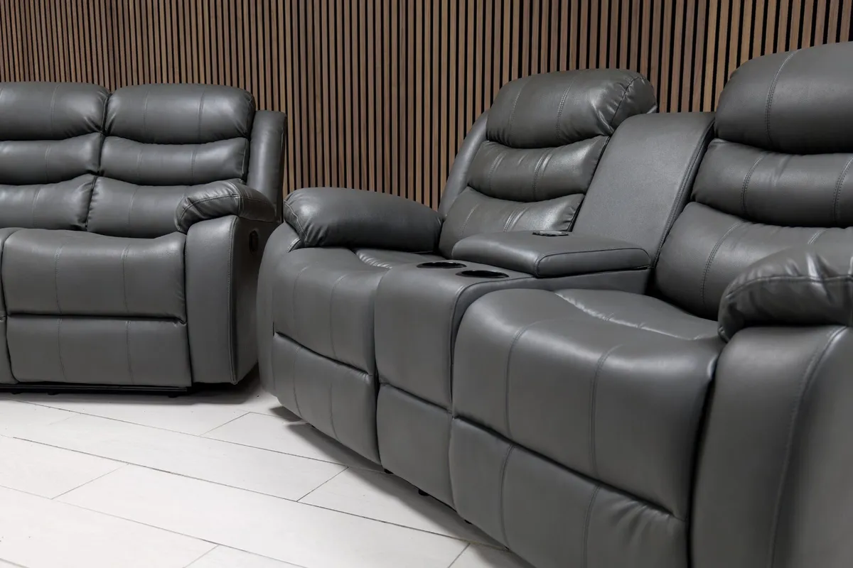 Sorrento Dark Grey Wireless Charging Recliner Sofa - Image 3