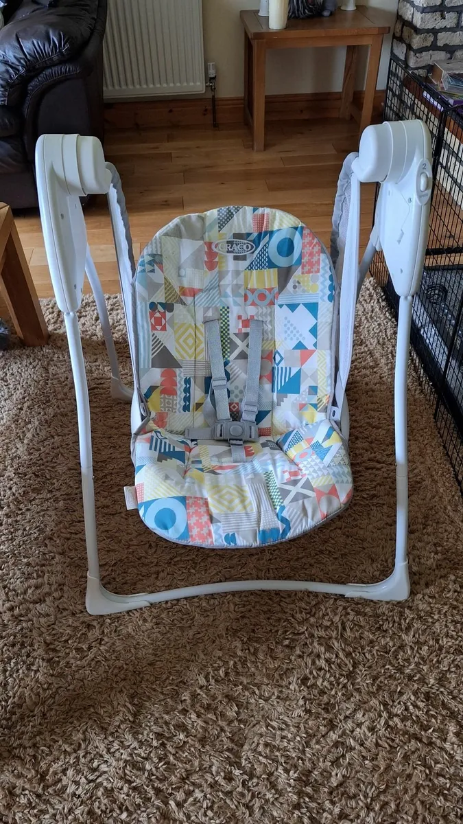 Baby swing seat - Image 1