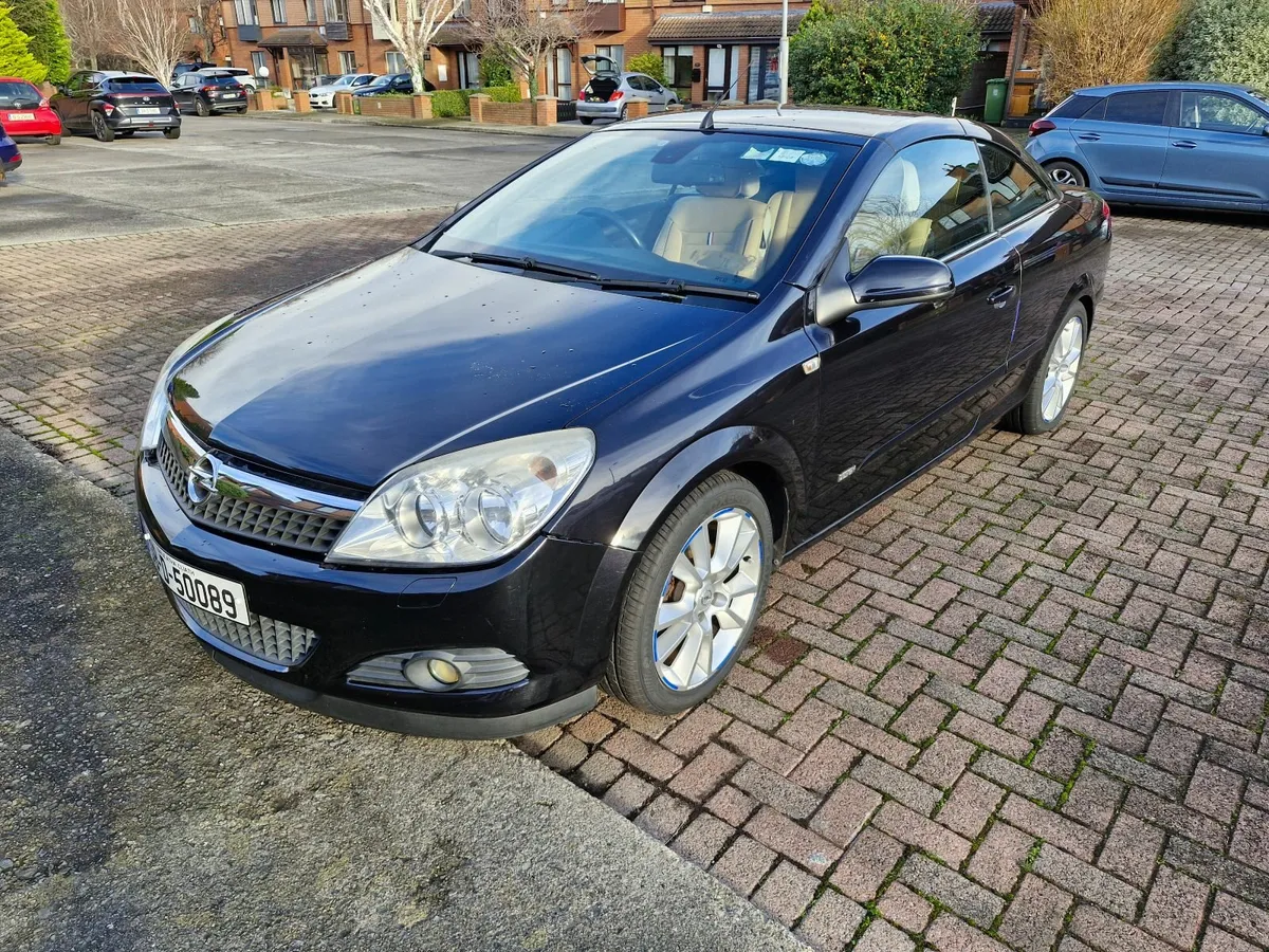 Opel Astra 2008 - Image 2