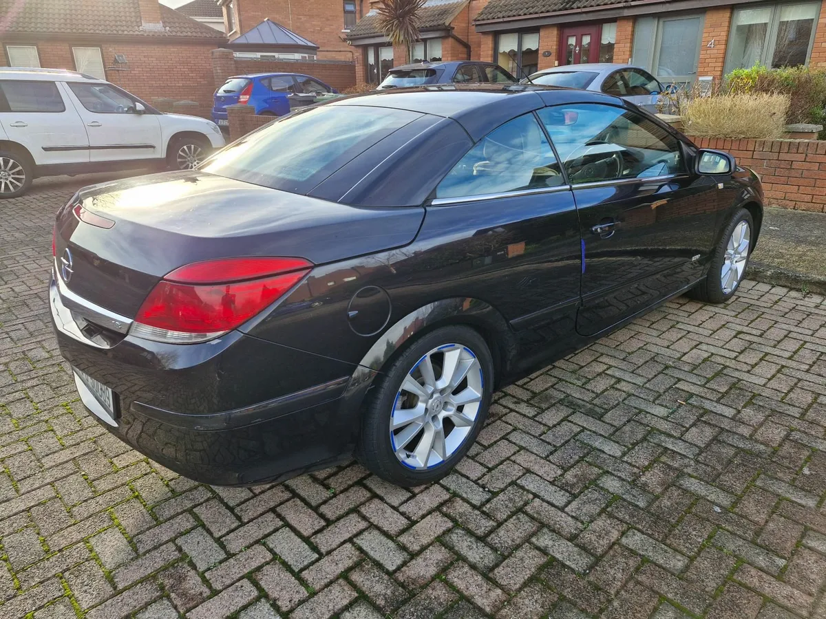 Opel Astra 2008 - Image 3