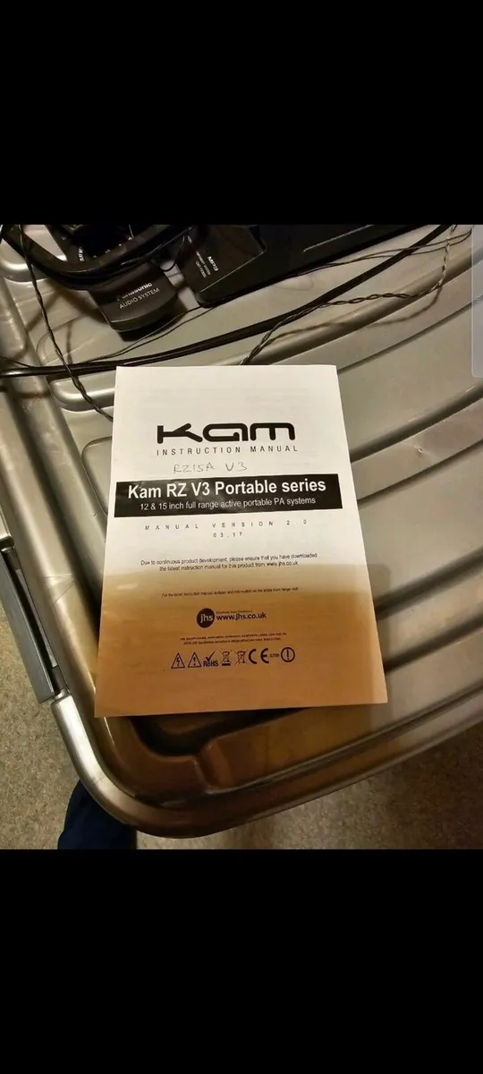 Ideal for Christmas party s ...pa. system... - Image 4