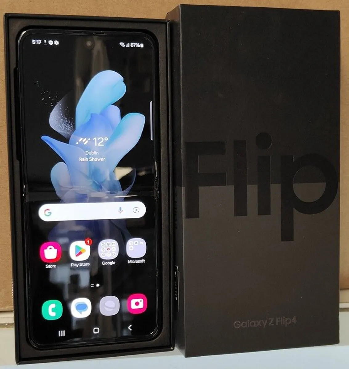 Samsung Galaxy Z-Flip 4 128GB Dual Sim Unlocked (Like New) - Image 3