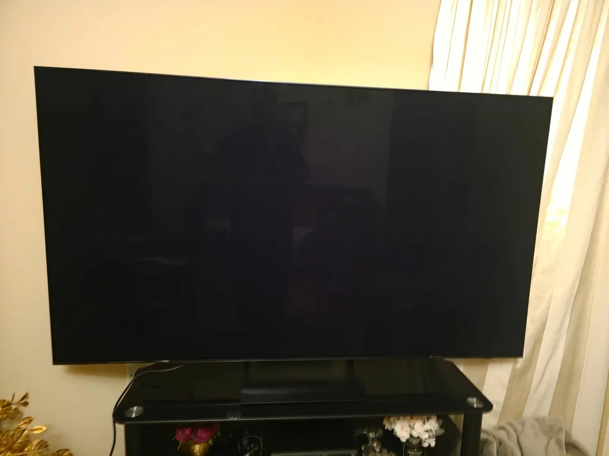 Samsung OLED TV 65 - Image 1