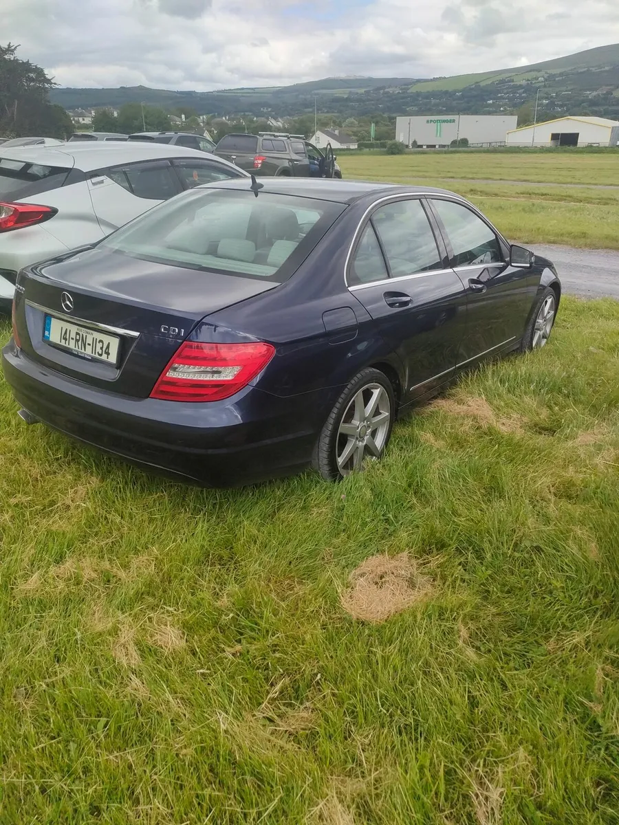 2014 Mercedes C220 CDI - Image 2