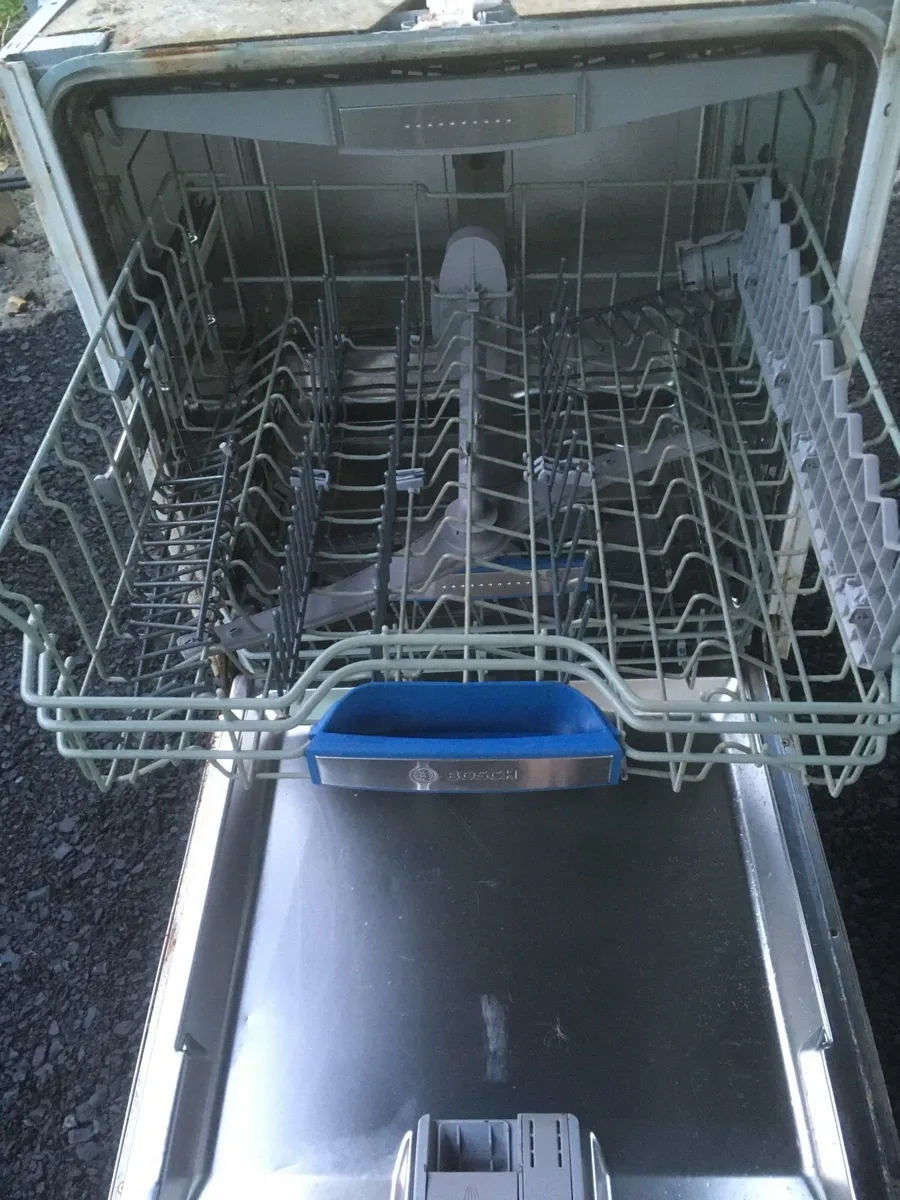 Bosch Integrated Dishwasher - Image 1