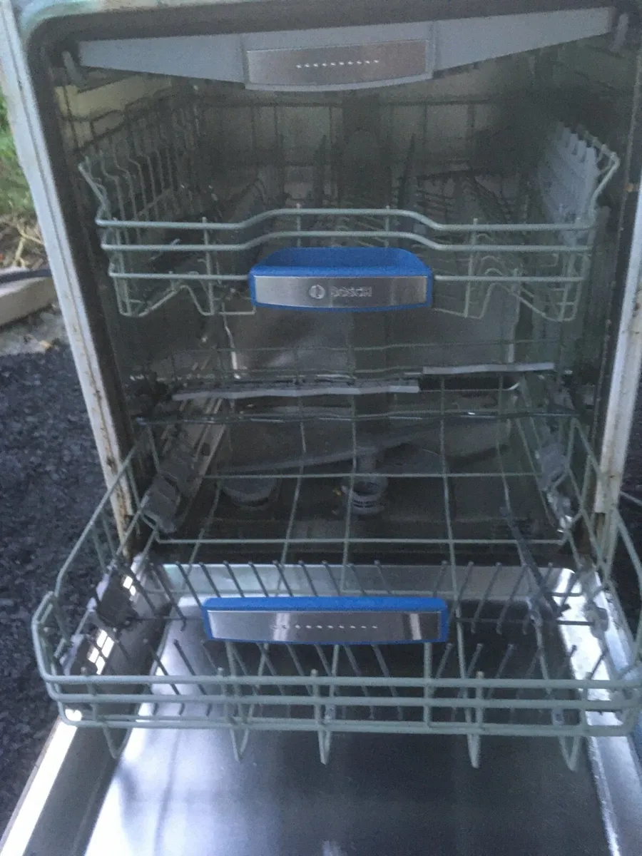 Bosch Integrated Dishwasher - Image 4