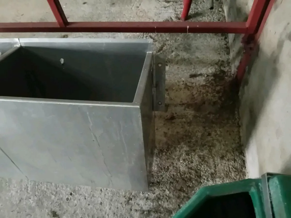 Wash trough - Image 3