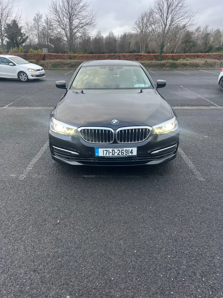 BMW 5-Series 2017 - Image 1