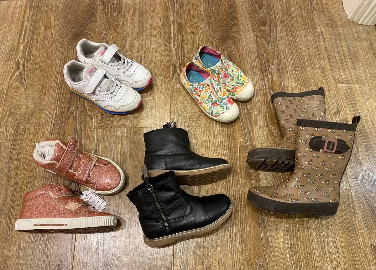 Girl shoes size UK11 (EU29) - Image 1