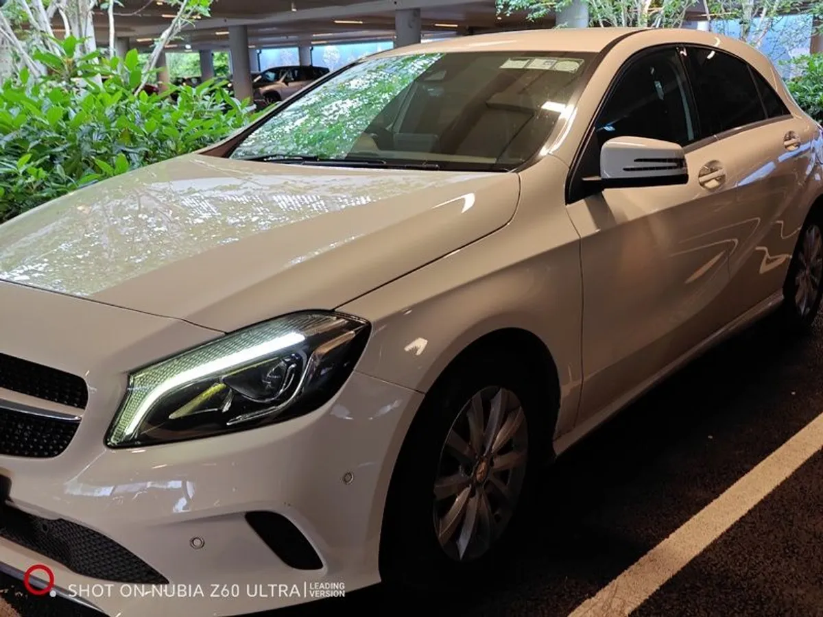 2015 Mercedes-Benz A-Class - Image 4