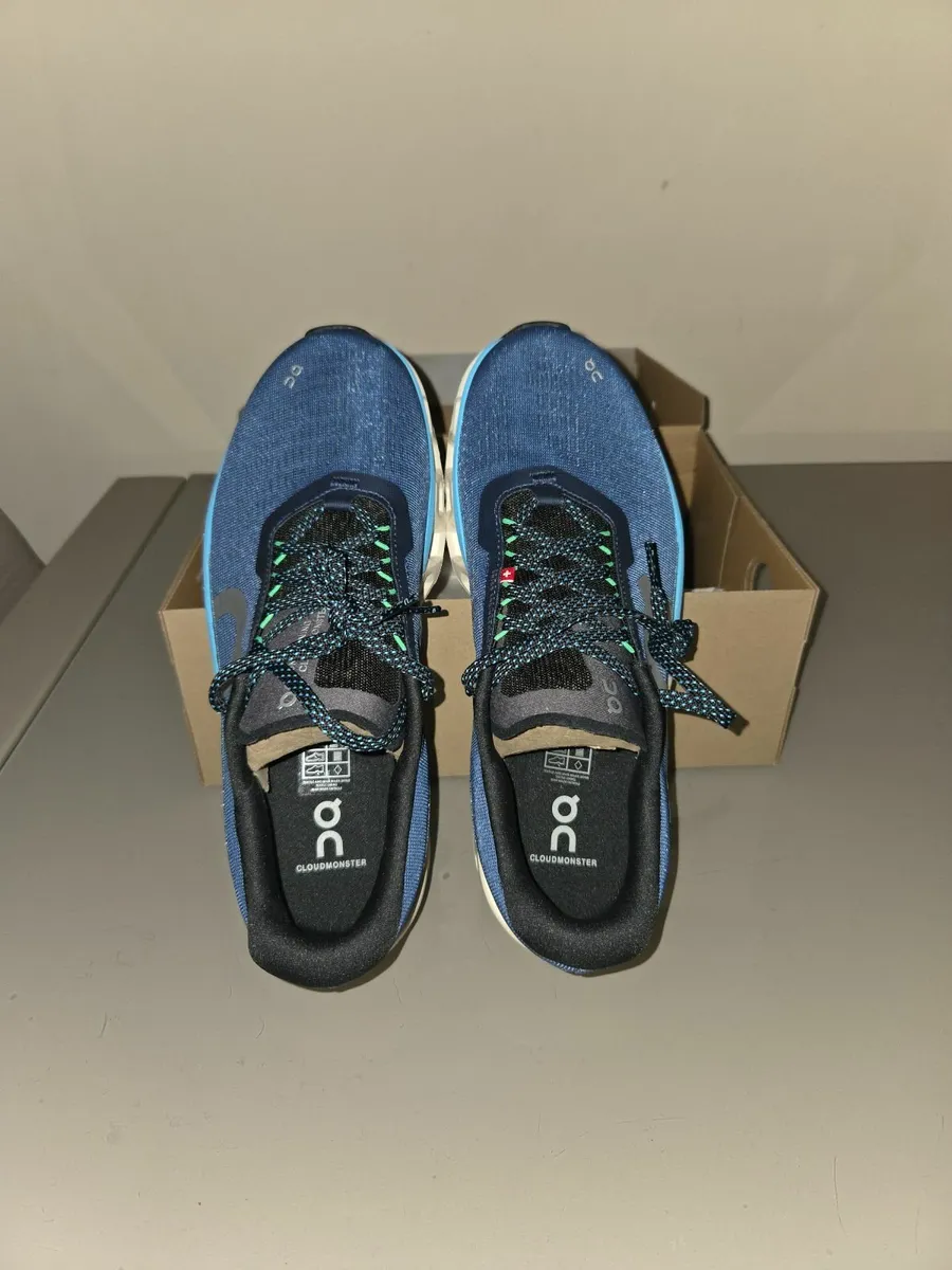 On CLOUDMONSTER 2 UK Size 9 - Image 4