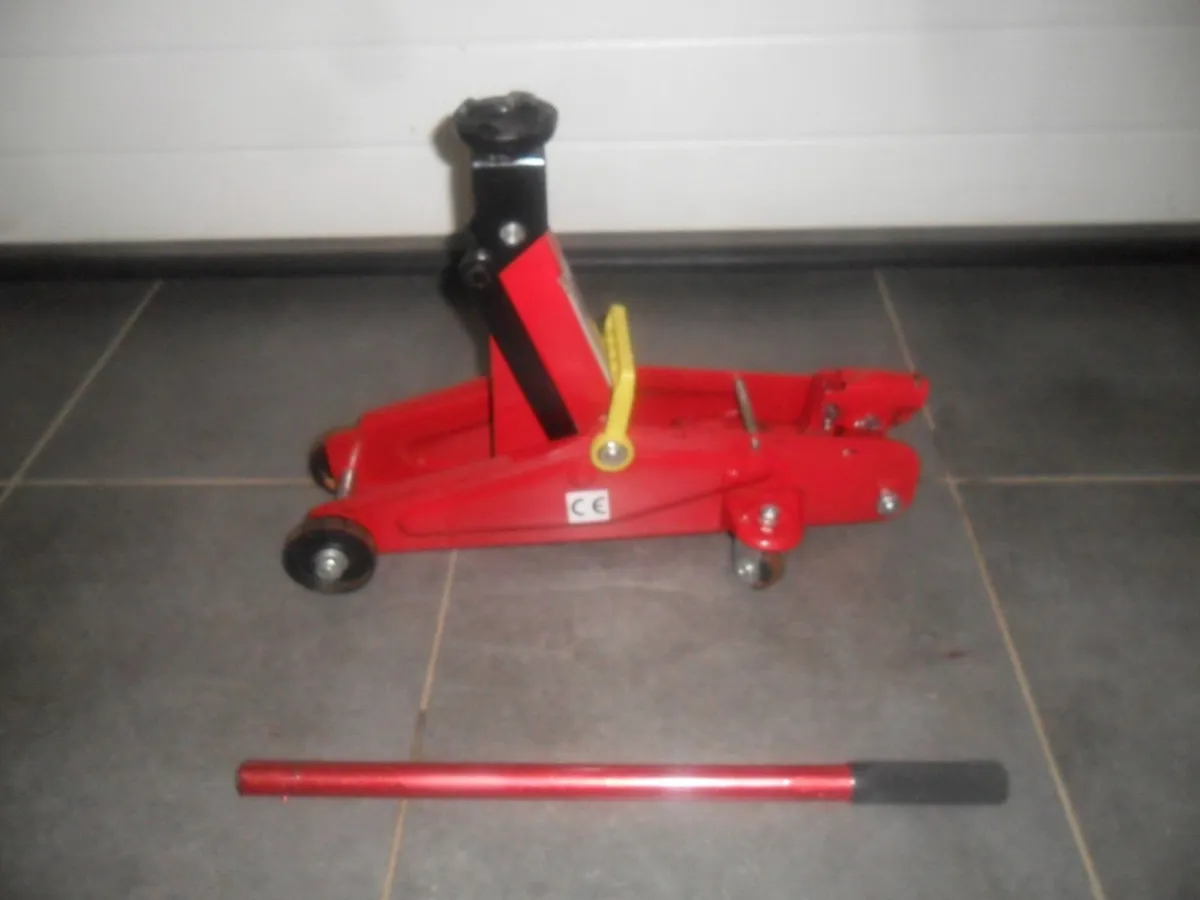 hydraulic trolley jack - Image 2