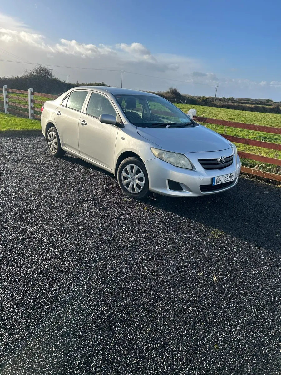 Toyota Corolla - Image 2