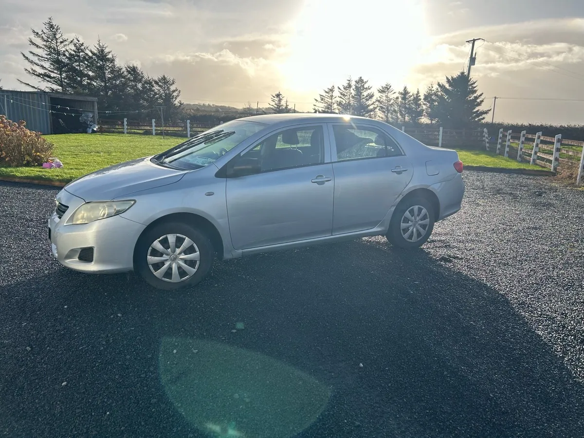 Toyota Corolla - Image 3