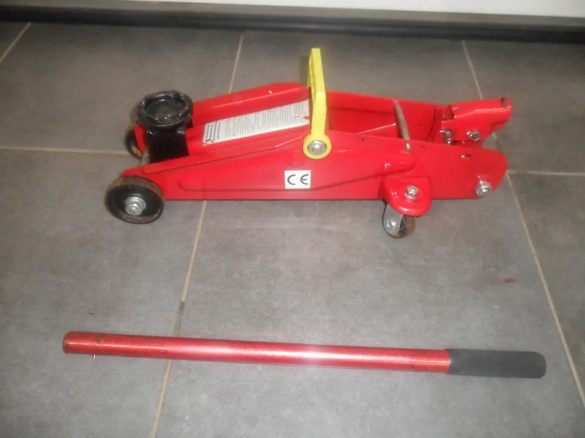hydraulic trolley jack - Image 3