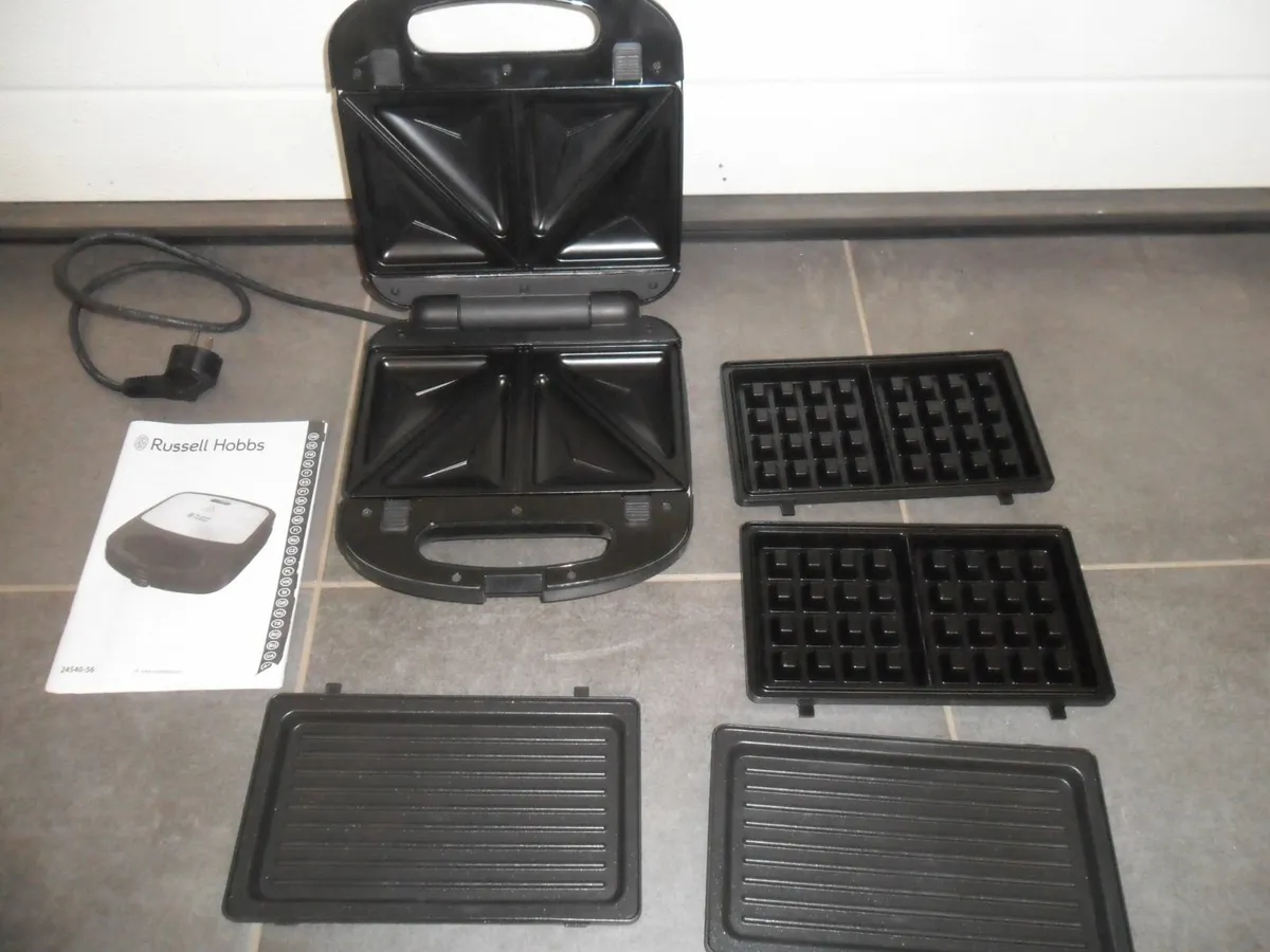 Russell Hobbs Waffle maker - Image 1