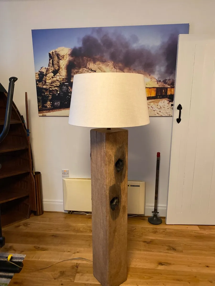 Mooring post lamp - Image 1