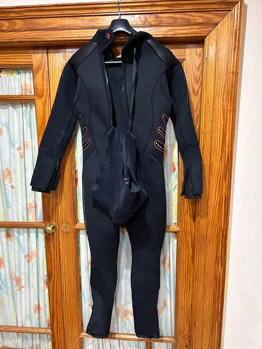 Semidry 7 mm women’s size 18 - Image 2