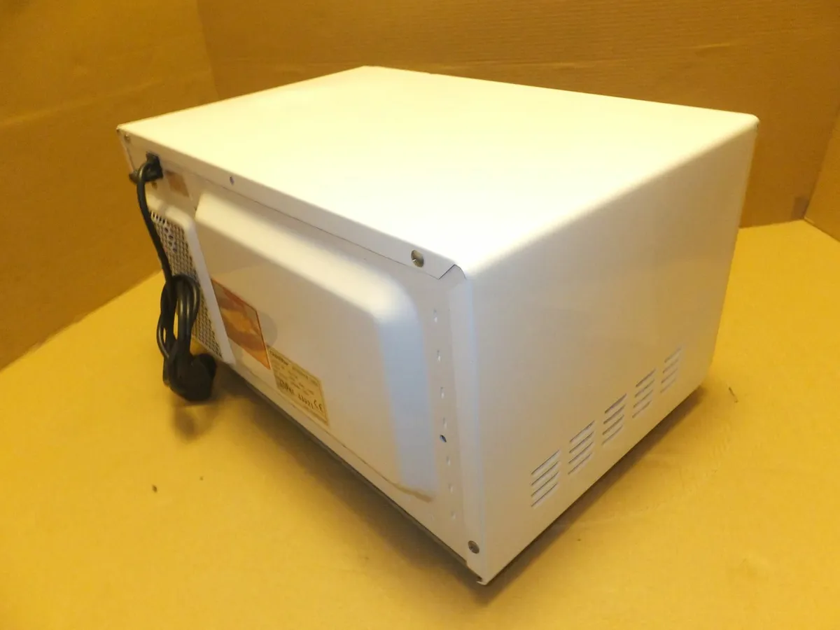 GoldStar Microwave - Image 2