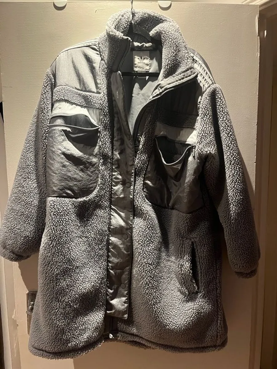 Adidas Originals Clover Patchwork Design Long Fleece Zip Jacket Women Outerwear Grey HK5256 - Image 2