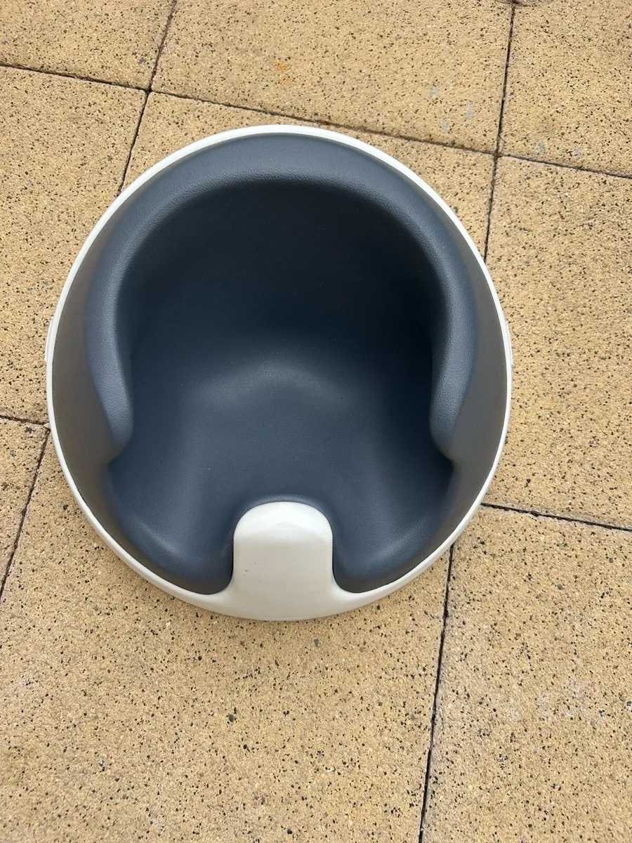 Baby changing/ feeding accessories - Image 4