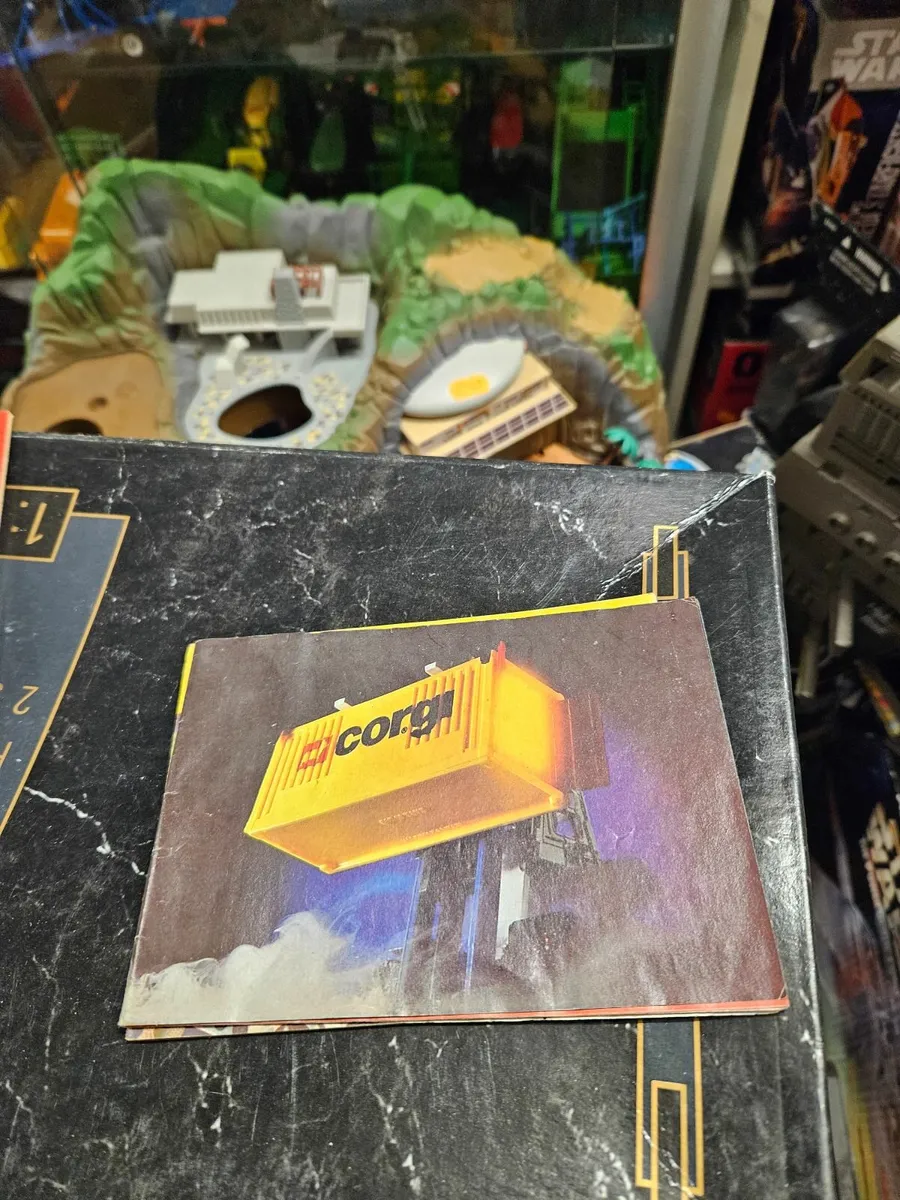 Corgi Catalogue - Image 1